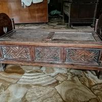 Cassapanca antica in legno