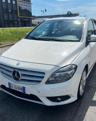Mercedes-benz B 180 CDI Premium