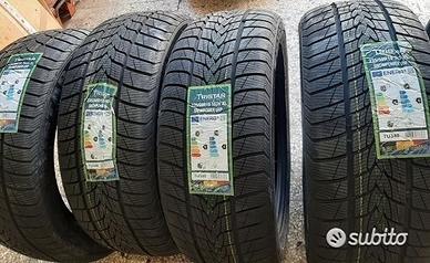 4 gomme nuove invernali 235 50 19