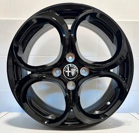 CERCHI IN LEGA ALFA ROMEO JUNIOR DA 17 POLLICI