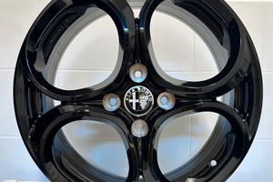 CERCHI IN LEGA ALFA ROMEO JUNIOR DA 17 POLLICI