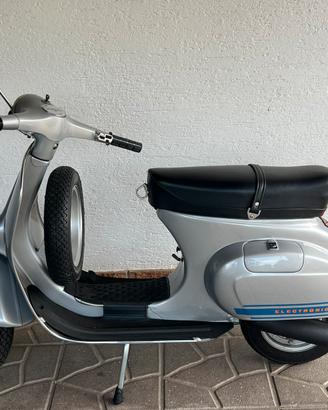 Vespa et3