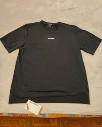 T-shirt x sport all'aperto