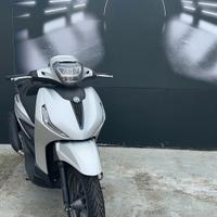 Piaggio Beverly 300 i.e. SPORT