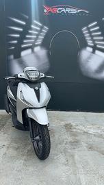 Piaggio Beverly 300 i.e. SPORT