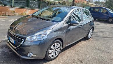 peugeot 208 1.4  GPL 2014