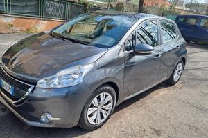 peugeot 208 1.4  GPL 2014