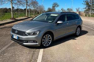 Volkswagen Passat 1.6 TDI DSG Comfortline BlueMoti