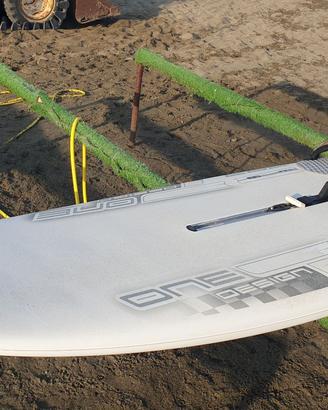 tavole windsurf techno 293 con pinne e derive