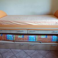 MOBILE LETTO ESTRABILE A SCOMPARSA E CASSETTIERA