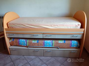MOBILE LETTO ESTRABILE A SCOMPARSA E CASSETTIERA
