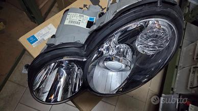 Faro ant.sin Mercedes Classe C W203 A2038205361