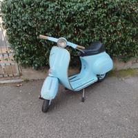 Vespa 50R (V5A1T) a 3 marcie