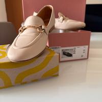 Mocassino cn morsetto nappa