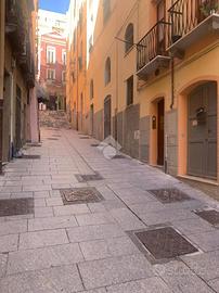 3 LOCALI A CAGLIARI