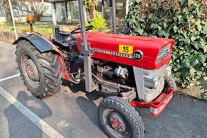 Trattore agricolo Massey Ferguson