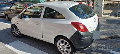  opel corsa 1200gpl/benzina