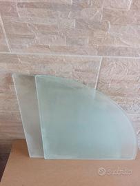 Due Mensole angolari