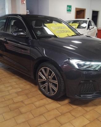 AUDI A1 SPORTBACK 30 TFSI Advanced 17" LED