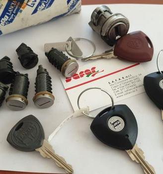 LANCIA DELTA DEDRA KIT IMPARIGLIO CHIAVE NUOVO