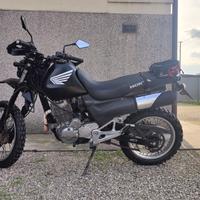 Honda SLR 650 -