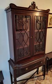 VETRINA stile INGLESE