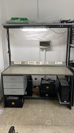 Tavolo da laboratorio