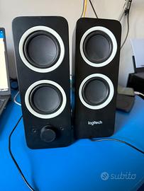Logitech Z200