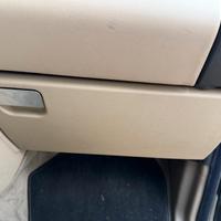 Cassetto porta oggetti range rover sport anno 2009