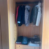 Mobile appenderia con cassettiera