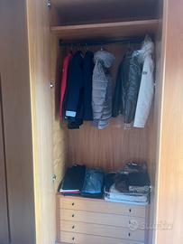 Mobile appenderia con cassettiera