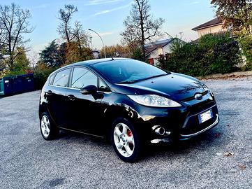 Ford Fiesta Fiesta+ 1.4 5 porte Bz.- GPL