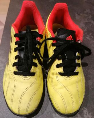 Scarpini calcetto Adidas