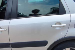 SUZUKI SX4 2009 PORTA POSTERIORE SX/DX
