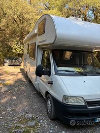 Camper MC Louis 560 (2002) 7 pax ideale x famiglie