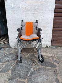 Sedia a Rotelle Pieghevole Leggera Alluminio