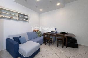 TRILOCALE CON BALCONE AMPIO