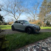 MINI COOPER D 5 PORTE prezzo trattabile