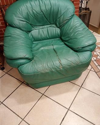 divano completo con due poltrone 