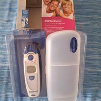 Termometro digitale da orecchio.