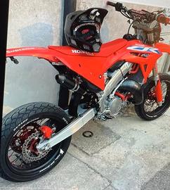 N. 2 honda cr 125 r targato motard/en 3970
