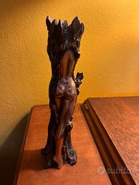 Statua
