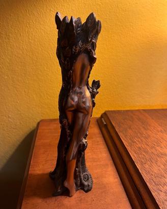 Statua