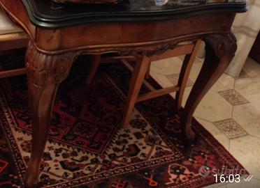tavolo antico in noce con vetro nero decorato inte