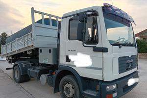 Autocarro MAN tipo 12-210