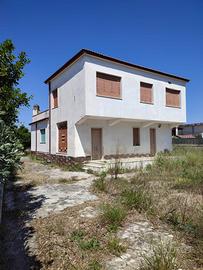 Villa su due livelli