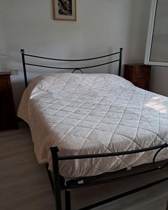 Letto matrimoniale in ferro