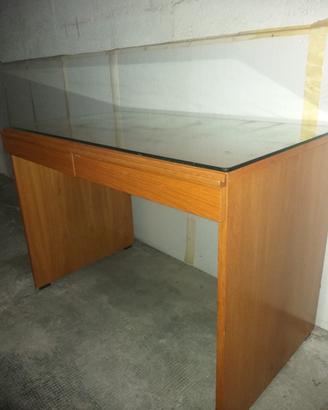 Scrivania con copertura in vetro