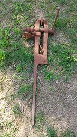 MORSA D'EPOCA IN FERRO