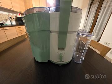 Centrifuga / Estrattore frutta e verdura.